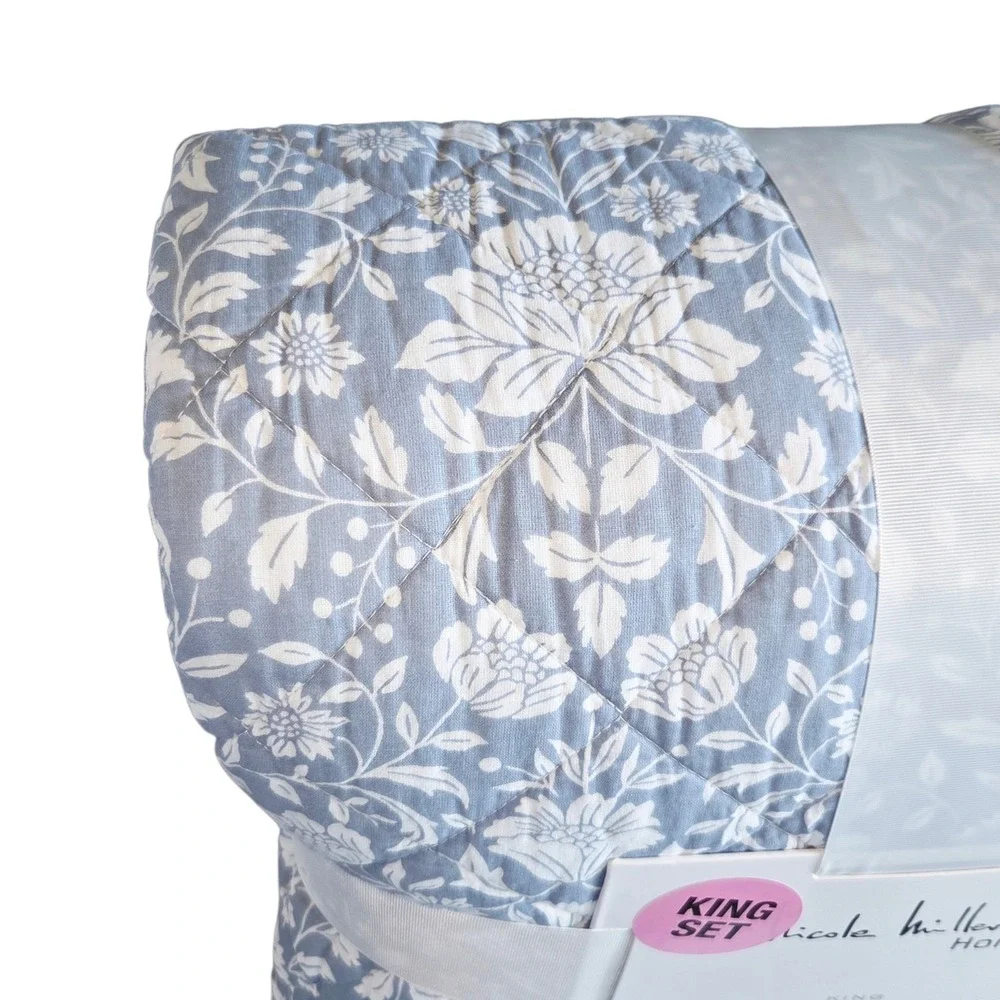 Nicole Miller Home Cotton King Quilt Set 3pc Reversible Floral Stripe Blue White